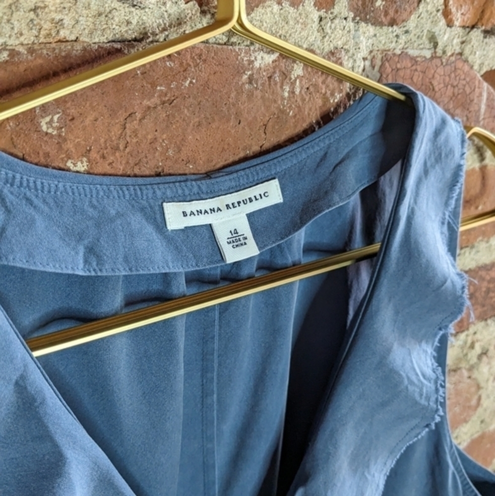 Banana Republic 100% Silk Size 14 Blue Grey Button Front Dress w/ Elastic Waist - Picture 3 of 9